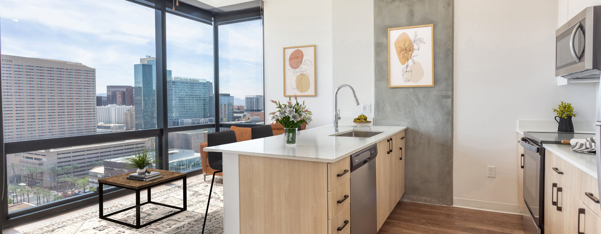 Premium Downtown Phoenix Studio, 1, 2, and 3 Bed Apartments